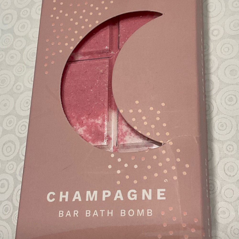 Pink Champagne Bar Bath Bomb - Picture 6 of 6